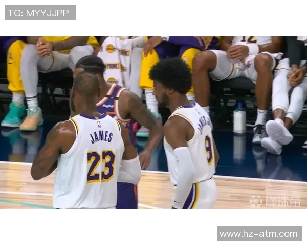 詹姆斯父子同台倒计时布朗尼正式宣布参加NBA选秀激动人心