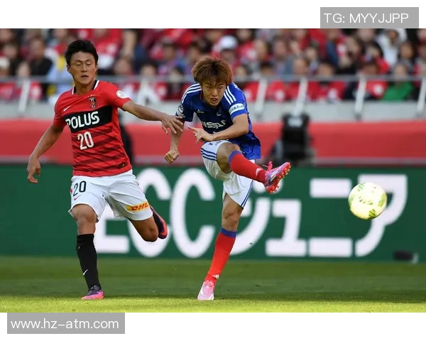 川崎山峰与磐田喜悦的激烈对决展现足球魅力与团队精神