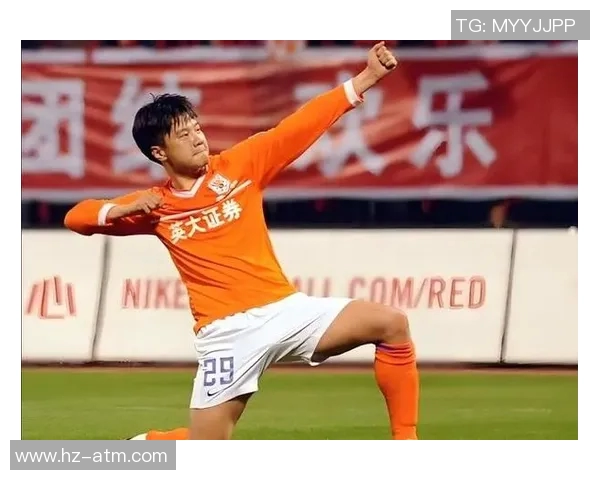 李金羽与武磊的巅峰对决谁将成为中国足球的新传奇 李金羽与武磊的巅峰对决谁将成为中国足球的新传奇