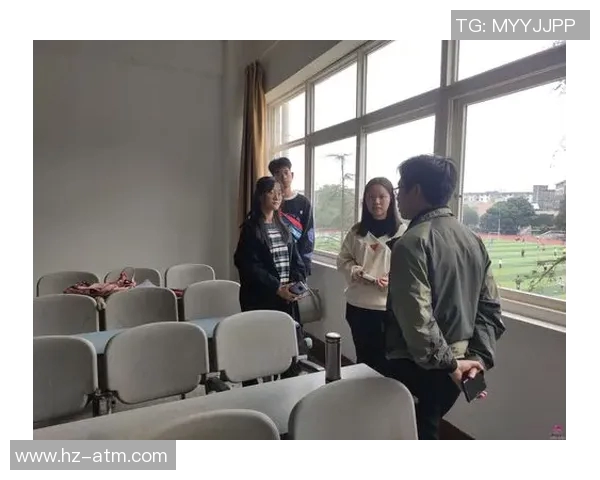 杨文意的成长之路:从青涩学子到职场精英的蜕变与奋斗 杨文意的成长之路:从青涩学子到职场精英的蜕变与奋斗