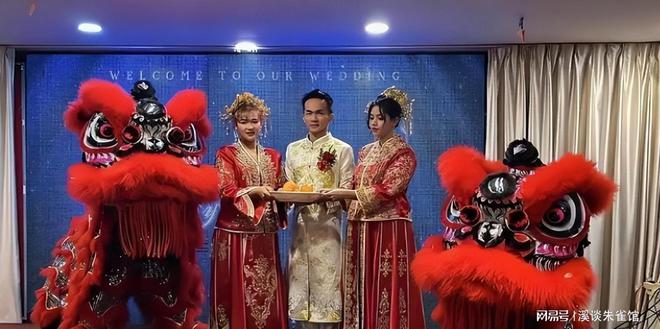 马来华裔男子同时娶两名老婆 婚礼全程三人行仅婚纱照分开拍(图4)
